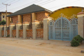 Room in Lodge - Owees Place-okota